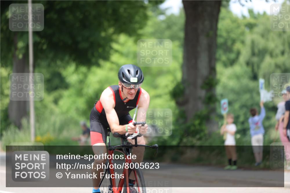 15.06.2025 - 7 Türme Triathlon Yannick Fuchs http://msf.ph/oto/8005623 15.06.2025 13:18:34 Radfahren 651, 1194 meine-sportfotos.de