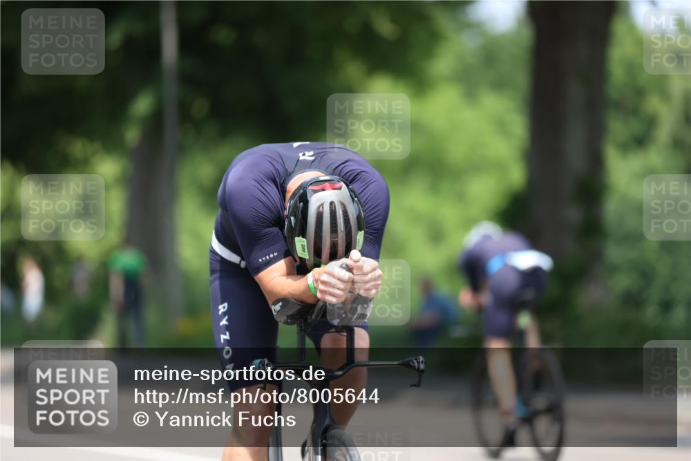 15.06.2025 - 7 Türme Triathlon Yannick Fuchs http://msf.ph/oto/8005644 15.06.2025 12:37:51 Radfahren 246, 399, 603, 618, 675 meine-sportfotos.de