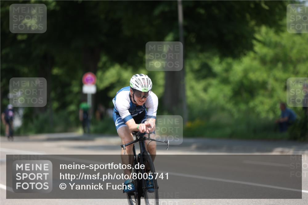 15.06.2025 - 7 Türme Triathlon Yannick Fuchs http://msf.ph/oto/8005741 15.06.2025 12:38:02 Radfahren 292, 299, 382 meine-sportfotos.de