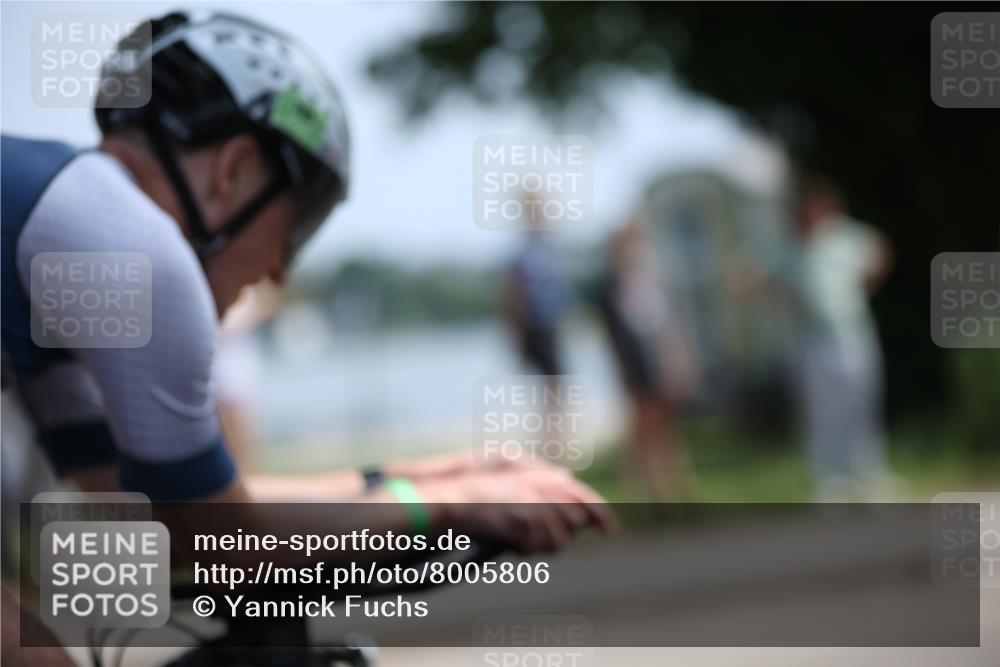 15.06.2025 - 7 Türme Triathlon Yannick Fuchs http://msf.ph/oto/8005806 15.06.2025 12:38:03 Radfahren 292, 299, 382 meine-sportfotos.de