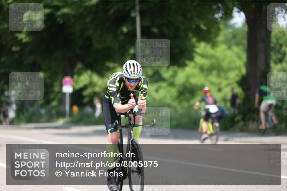 15.06.2025 - 7 Türme Triathlon Yannick Fuchs http://msf.ph/oto/8005875 15.06.2025 12:38:19 Radfahren  meine-sportfotos.de