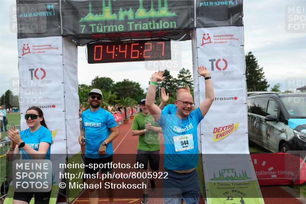 15.06.2025 - 7 Türme Triathlon Michael Strokosch http://msf.ph/oto/8005922 15.06.2025 14:46:26 Ziel 340, 544, 714 meine-sportfotos.de