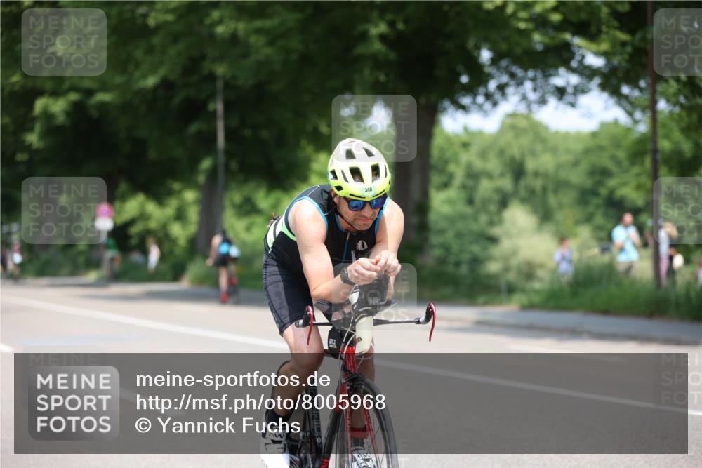 15.06.2025 - 7 Türme Triathlon Yannick Fuchs http://msf.ph/oto/8005968 15.06.2025 12:38:26 Radfahren 295, 532 meine-sportfotos.de