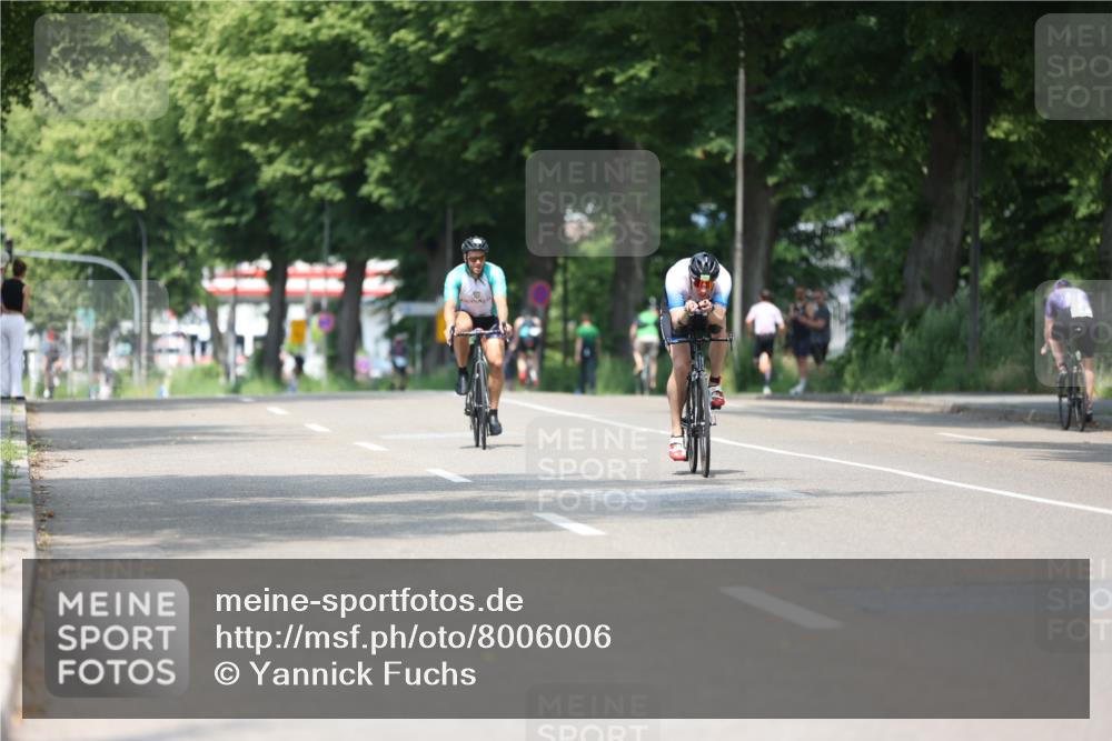 15.06.2025 - 7 Türme Triathlon Yannick Fuchs http://msf.ph/oto/8006006 15.06.2025 12:38:37 Radfahren 212, 526, 555 meine-sportfotos.de
