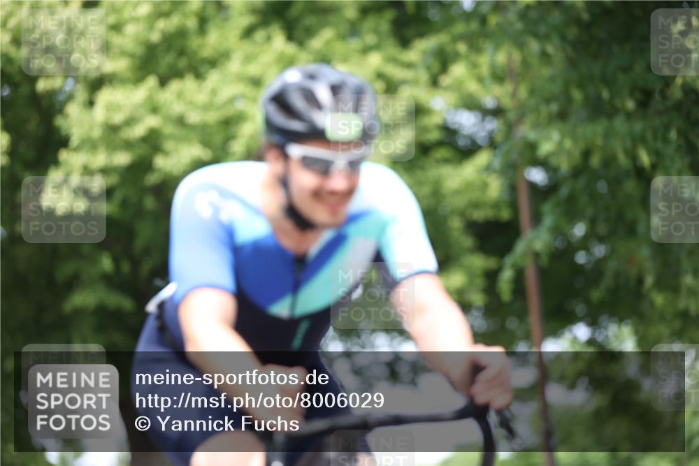 15.06.2025 - 7 Türme Triathlon Yannick Fuchs http://msf.ph/oto/8006029 15.06.2025 13:19:03 Radfahren 197, 725, 867, 962, 1086 meine-sportfotos.de
