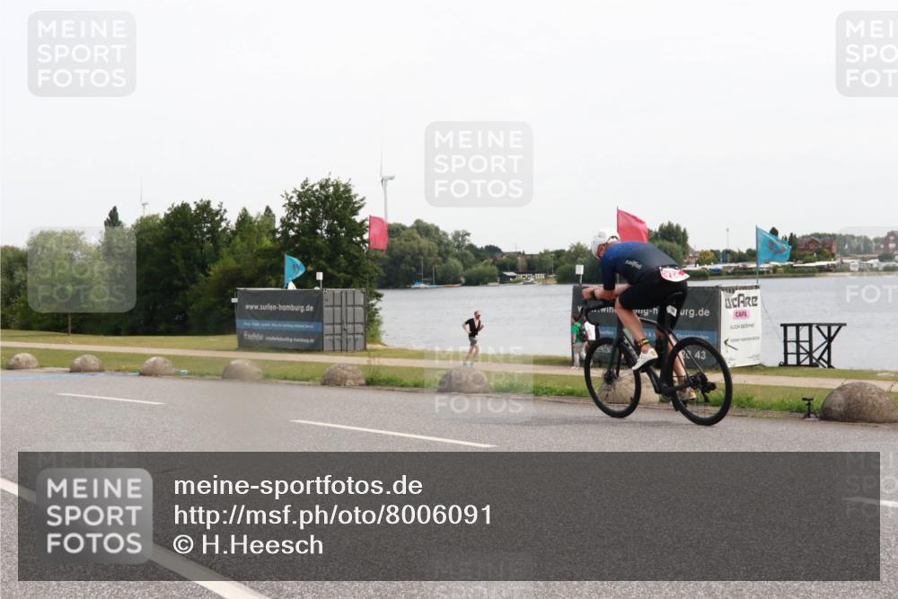 15.06.2025 - 27. Vierlanden-Triathlon H.Heesch http://msf.ph/oto/8006091 15.06.2025 10:37:17 Radfahren 65, 111, 135, 160, 202, 237, 337 meine-sportfotos.de