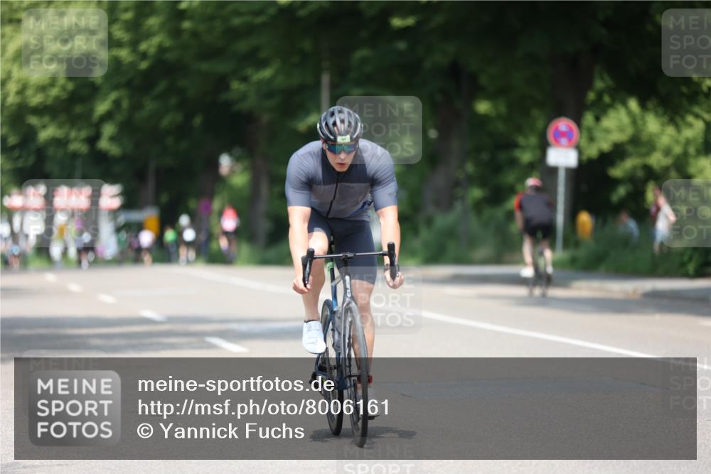 15.06.2025 - 7 Türme Triathlon Yannick Fuchs http://msf.ph/oto/8006161 15.06.2025 12:38:50 Radfahren 593, 607 meine-sportfotos.de