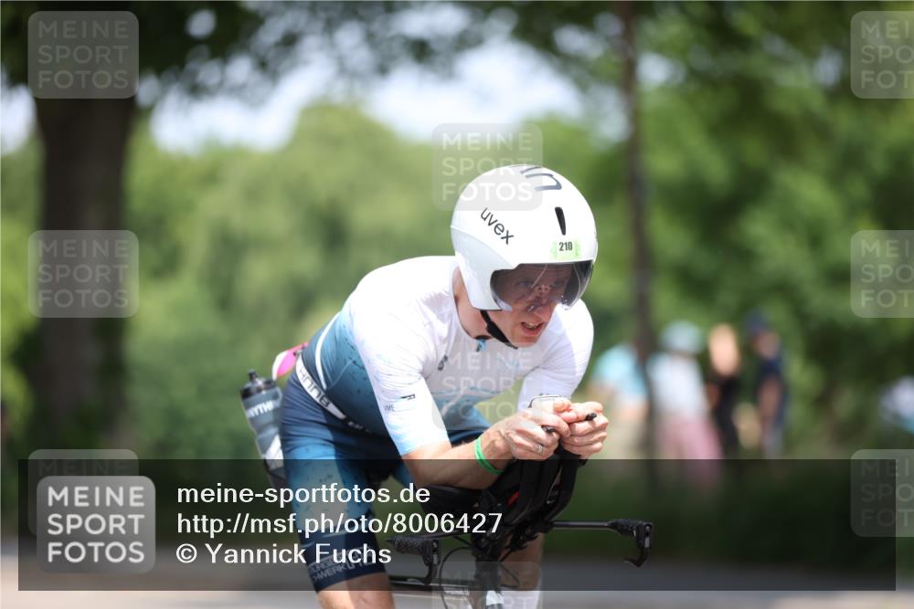 15.06.2025 - 7 Türme Triathlon Yannick Fuchs http://msf.ph/oto/8006427 15.06.2025 12:39:04 Radfahren 210, 222, 285, 399 meine-sportfotos.de