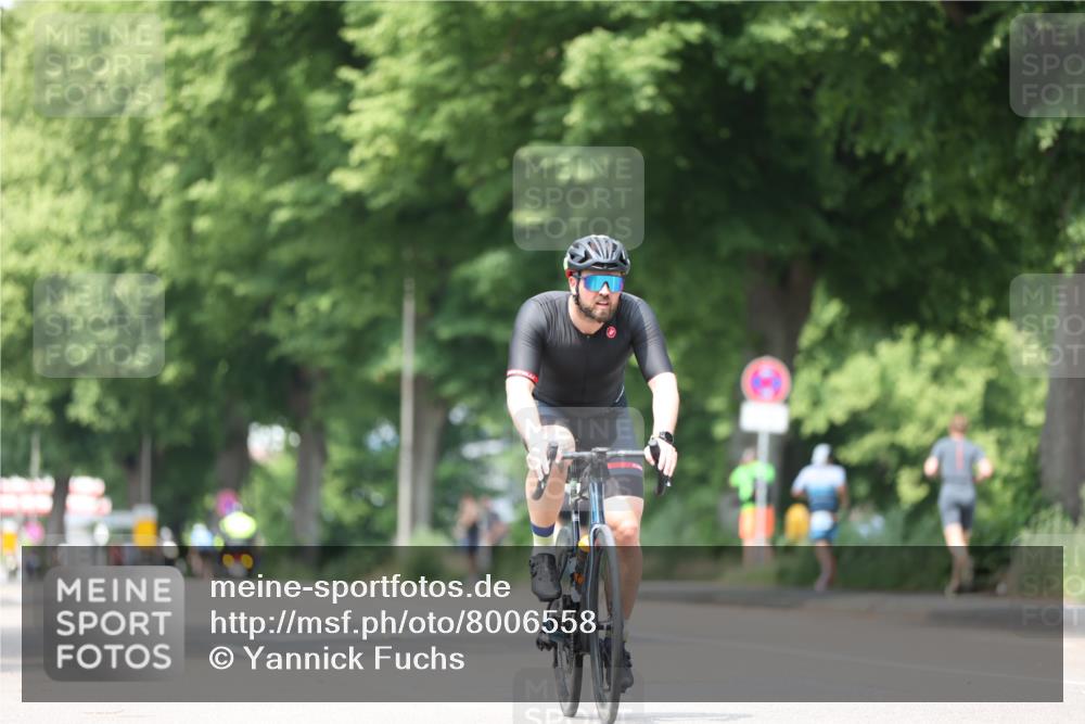 15.06.2025 - 7 Türme Triathlon Yannick Fuchs http://msf.ph/oto/8006558 15.06.2025 13:20:05 Radfahren 429, 588, 871 meine-sportfotos.de