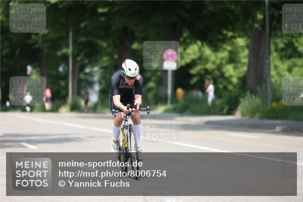 15.06.2025 - 7 Türme Triathlon Yannick Fuchs http://msf.ph/oto/8006754 15.06.2025 12:39:52 Radfahren 267 meine-sportfotos.de