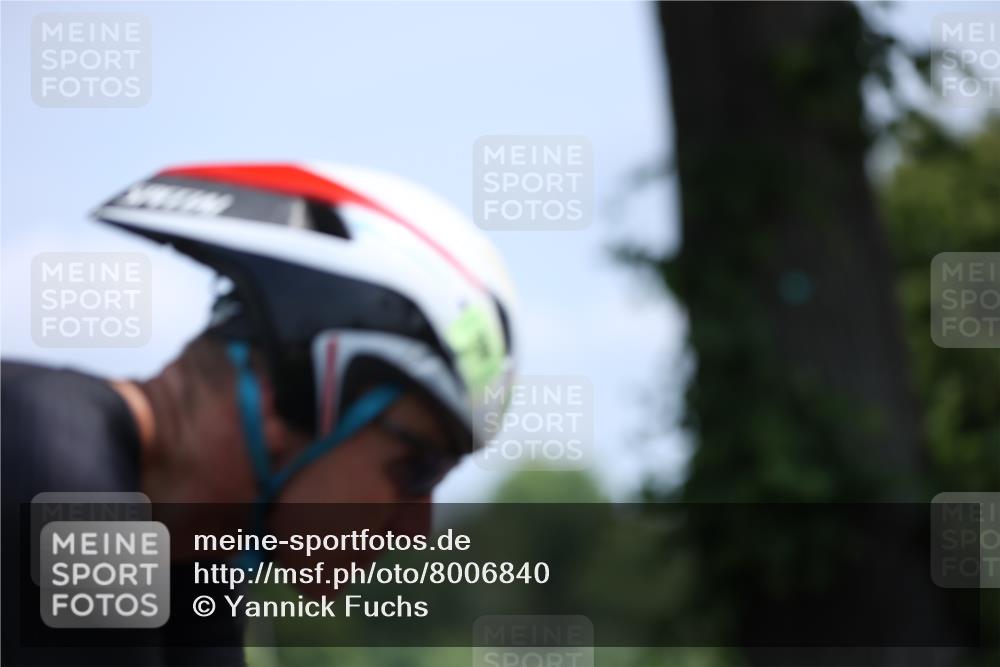 15.06.2025 - 7 Türme Triathlon Yannick Fuchs http://msf.ph/oto/8006840 15.06.2025 12:39:53 Radfahren 267, 340 meine-sportfotos.de