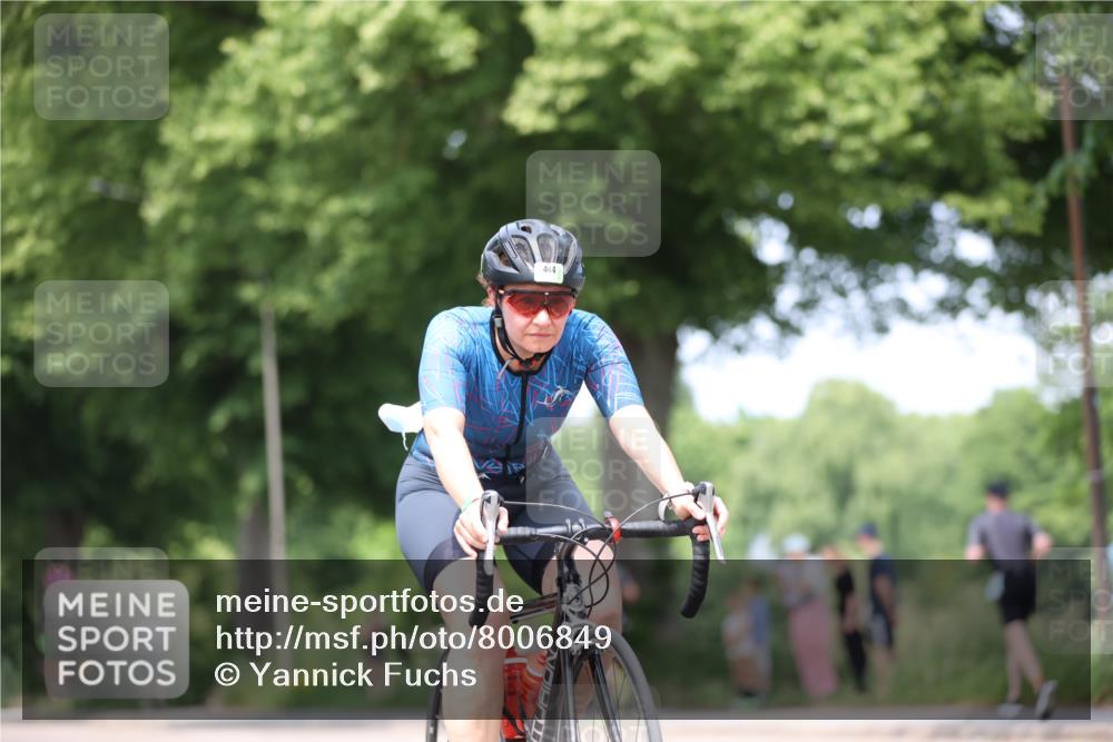 15.06.2025 - 7 Türme Triathlon Yannick Fuchs http://msf.ph/oto/8006849 15.06.2025 13:20:41 Radfahren 356, 444, 496, 610 meine-sportfotos.de
