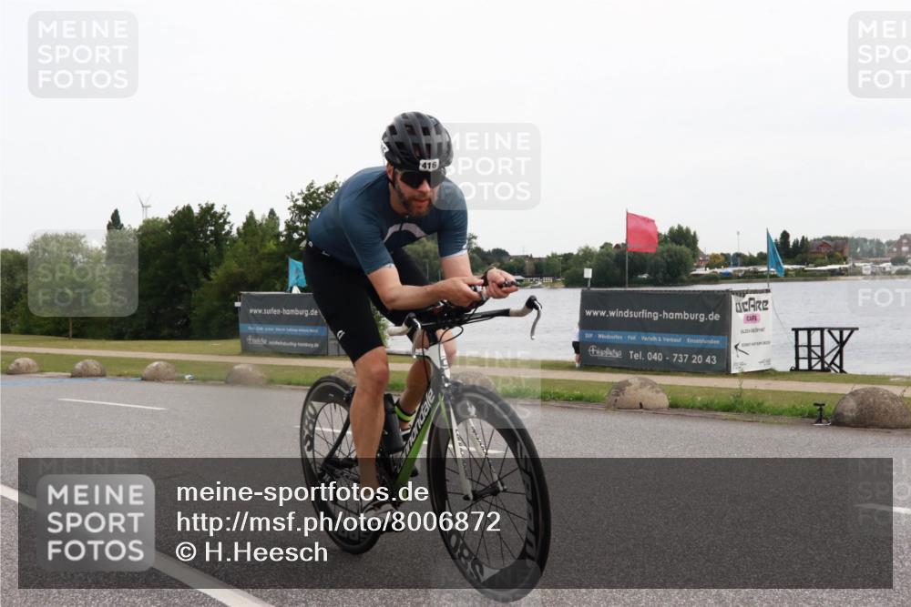 15.06.2025 - 27. Vierlanden-Triathlon H.Heesch http://msf.ph/oto/8006872 15.06.2025 10:40:59 Radfahren 116, 416 meine-sportfotos.de