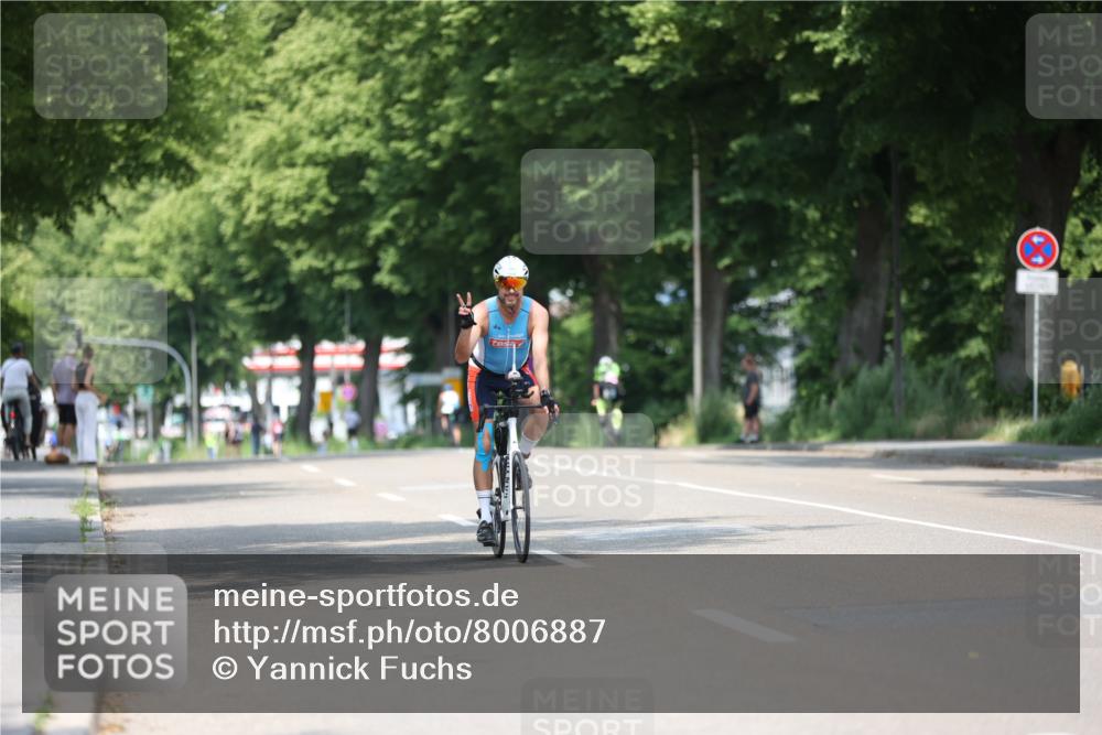 15.06.2025 - 7 Türme Triathlon Yannick Fuchs http://msf.ph/oto/8006887 15.06.2025 12:40:06 Radfahren 403, 482, 505, 576, 668 meine-sportfotos.de