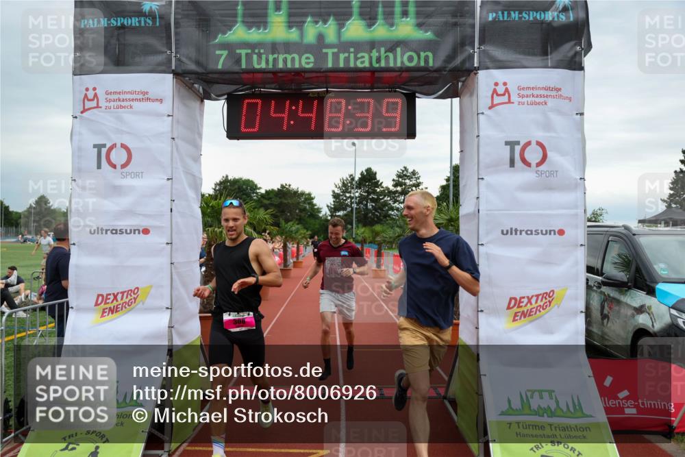 15.06.2025 - 7 Türme Triathlon Michael Strokosch http://msf.ph/oto/8006926 15.06.2025 14:48:39 Ziel 308 meine-sportfotos.de