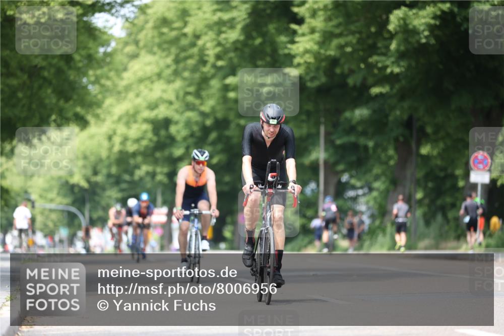 15.06.2025 - 7 Türme Triathlon Yannick Fuchs http://msf.ph/oto/8006956 15.06.2025 13:20:56 Radfahren 387, 466, 914 meine-sportfotos.de
