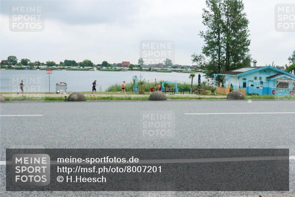 21.06.2025 - 27. Vierlanden-Triathlon H.Heesch http://msf.ph/oto/8007201 15.06.2025 13:19:15 Radfahren 1179 meine-sportfotos.de