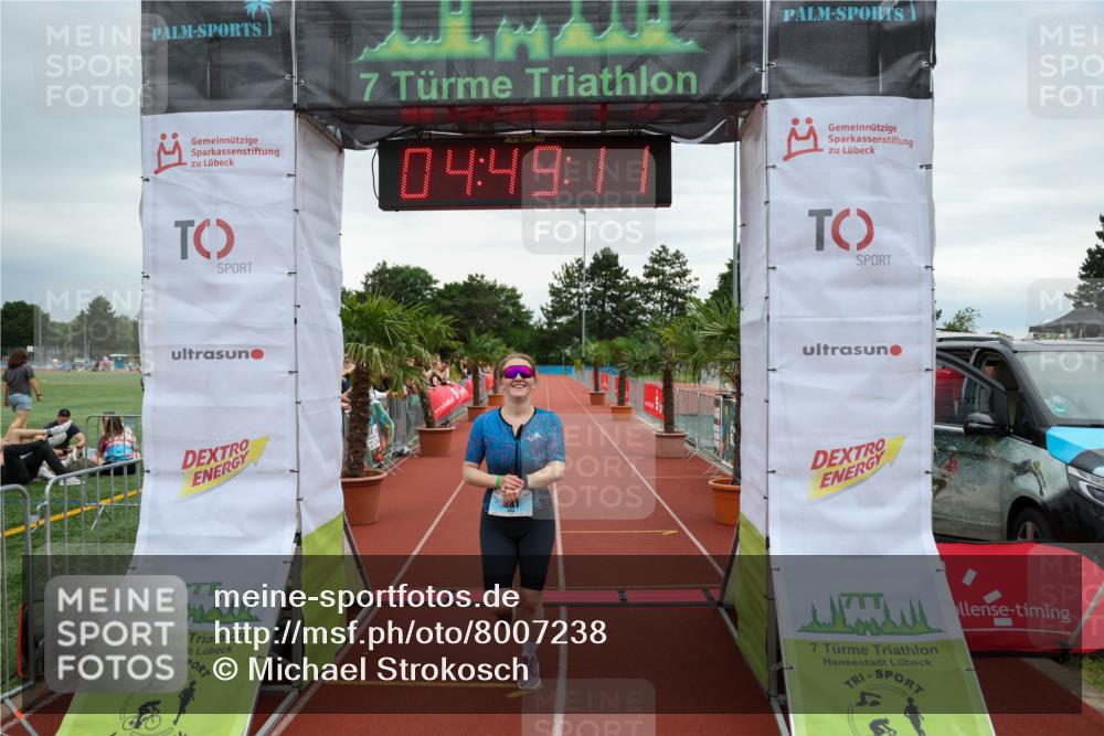 15.06.2025 - 7 Türme Triathlon Michael Strokosch http://msf.ph/oto/8007238 15.06.2025 14:49:10 Ziel 381 meine-sportfotos.de