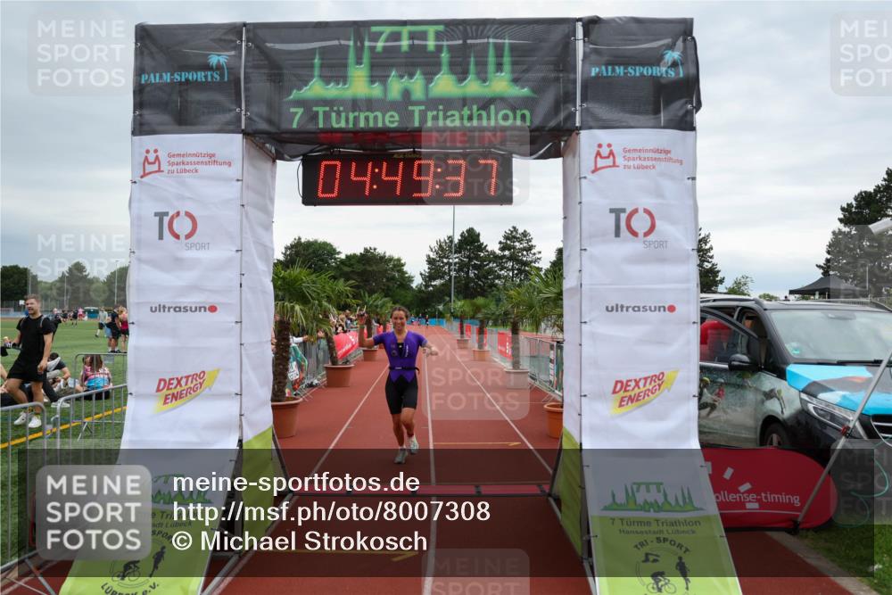 15.06.2025 - 7 Türme Triathlon Michael Strokosch http://msf.ph/oto/8007308 15.06.2025 14:49:37 Ziel 482 meine-sportfotos.de