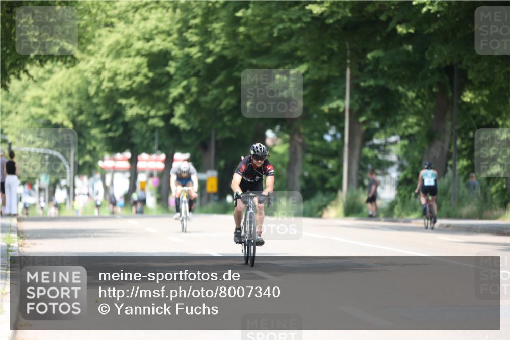 15.06.2025 - 7 Türme Triathlon Yannick Fuchs http://msf.ph/oto/8007340 15.06.2025 12:40:40 Radfahren 337, 514, 660 meine-sportfotos.de