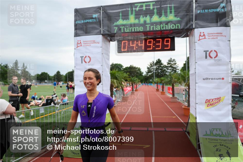 15.06.2025 - 7 Türme Triathlon Michael Strokosch http://msf.ph/oto/8007399 15.06.2025 14:49:39 Ziel 482 meine-sportfotos.de