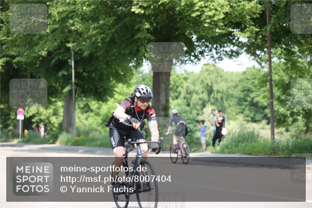 15.06.2025 - 7 Türme Triathlon Yannick Fuchs http://msf.ph/oto/8007404 15.06.2025 12:40:42 Radfahren 337, 514, 535 meine-sportfotos.de