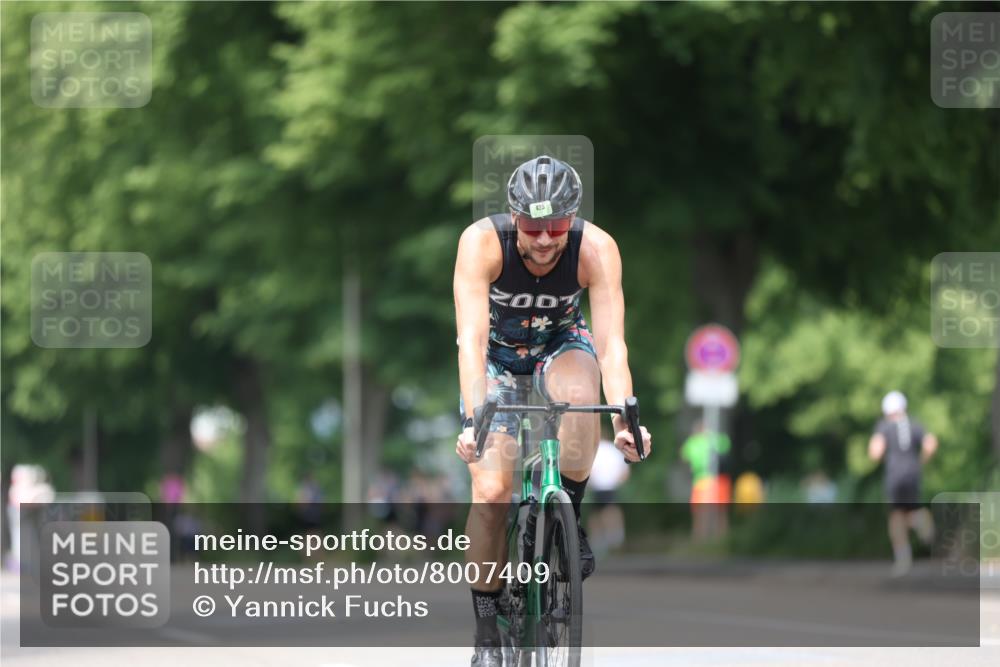 15.06.2025 - 7 Türme Triathlon Yannick Fuchs http://msf.ph/oto/8007409 15.06.2025 13:21:05 Radfahren  meine-sportfotos.de