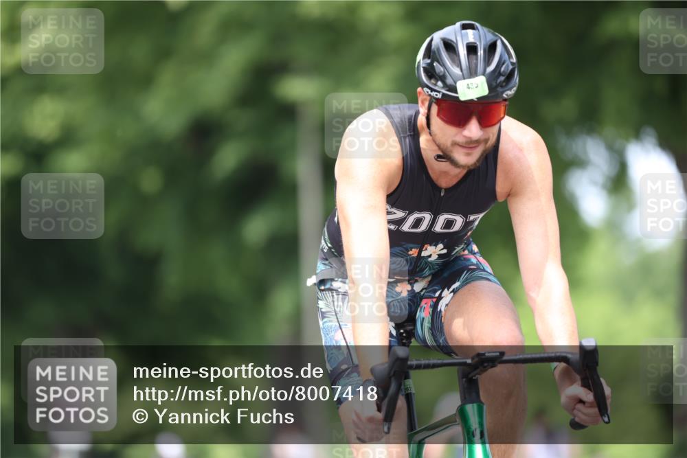 15.06.2025 - 7 Türme Triathlon Yannick Fuchs http://msf.ph/oto/8007418 15.06.2025 13:21:05 Radfahren  meine-sportfotos.de