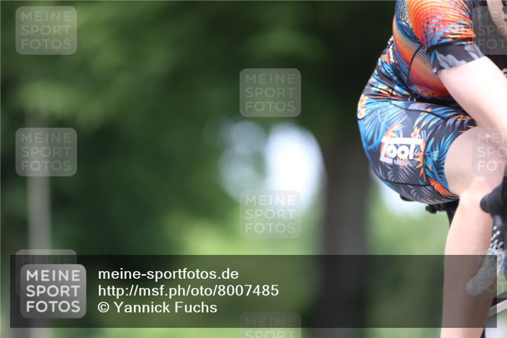 15.06.2025 - 7 Türme Triathlon Yannick Fuchs http://msf.ph/oto/8007485 15.06.2025 13:21:22 Radfahren 369, 671, 817 meine-sportfotos.de