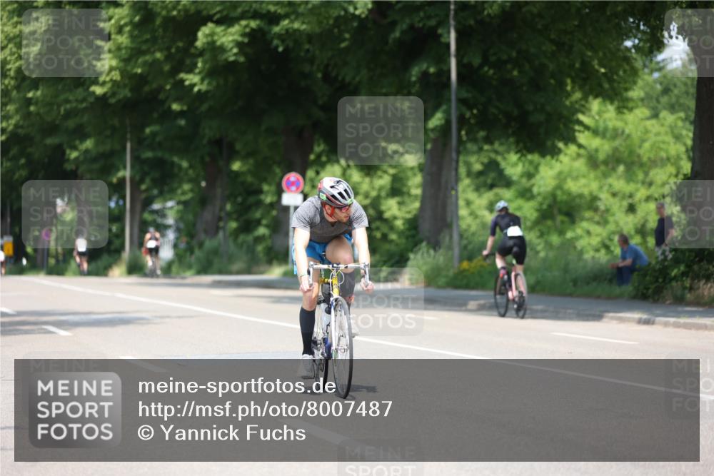 15.06.2025 - 7 Türme Triathlon Yannick Fuchs http://msf.ph/oto/8007487 15.06.2025 12:40:44 Radfahren 337, 514, 535 meine-sportfotos.de