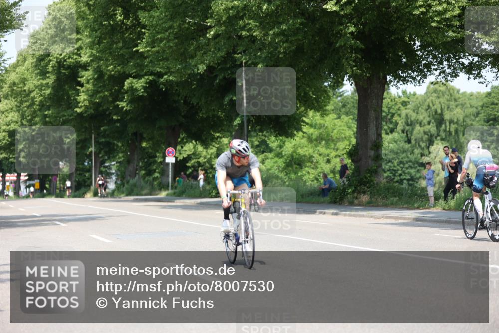 15.06.2025 - 7 Türme Triathlon Yannick Fuchs http://msf.ph/oto/8007530 15.06.2025 12:40:44 Radfahren 337, 514, 535 meine-sportfotos.de