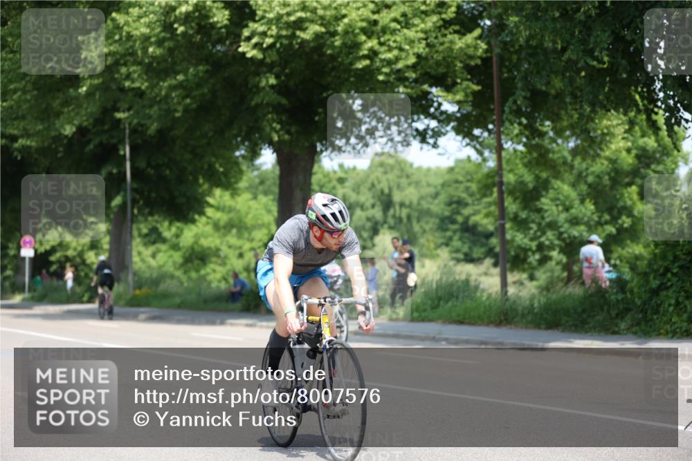 15.06.2025 - 7 Türme Triathlon Yannick Fuchs http://msf.ph/oto/8007576 15.06.2025 12:40:44 Radfahren 337, 514, 535 meine-sportfotos.de