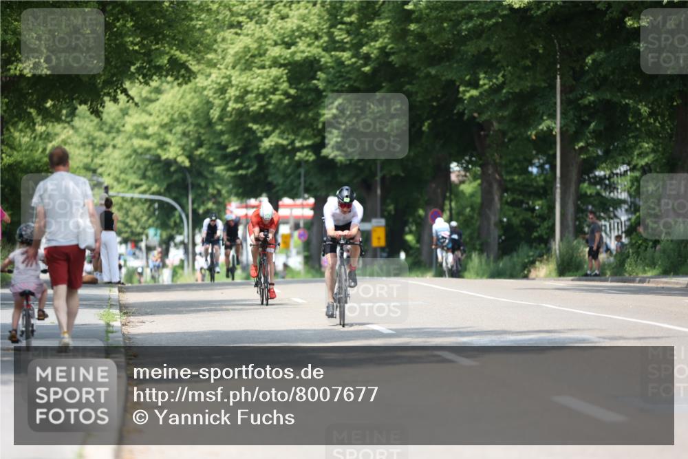 15.06.2025 - 7 Türme Triathlon Yannick Fuchs http://msf.ph/oto/8007677 15.06.2025 12:40:54 Radfahren 221, 254, 465 meine-sportfotos.de