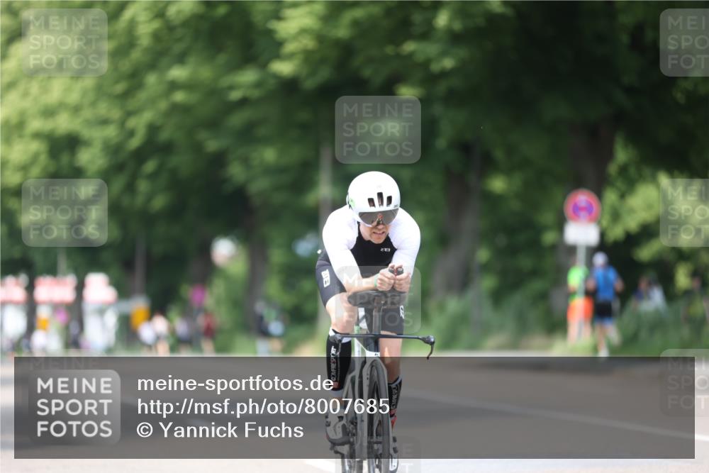 15.06.2025 - 7 Türme Triathlon Yannick Fuchs http://msf.ph/oto/8007685 15.06.2025 13:21:37 Radfahren 341, 405, 629, 669, 714, 940 meine-sportfotos.de