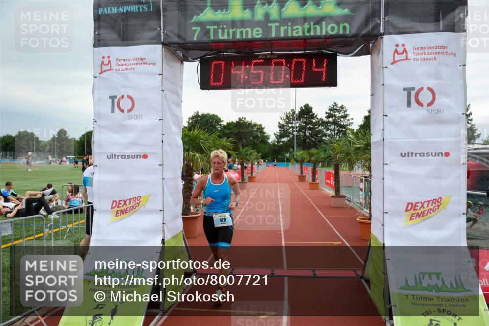 15.06.2025 - 7 Türme Triathlon Michael Strokosch http://msf.ph/oto/8007721 15.06.2025 14:50:04 Ziel 420 meine-sportfotos.de