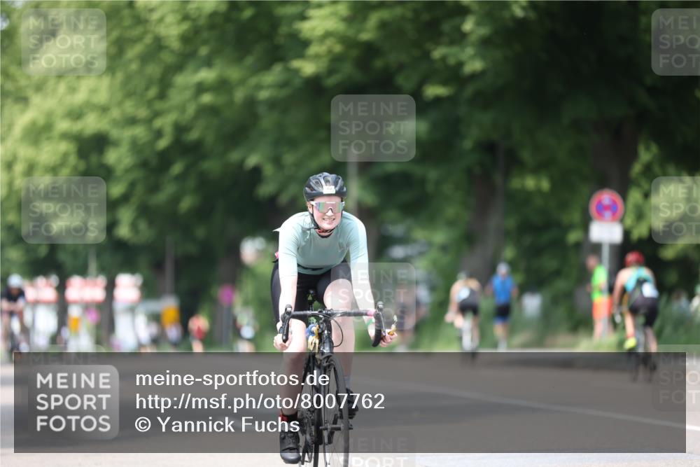 15.06.2025 - 7 Türme Triathlon Yannick Fuchs http://msf.ph/oto/8007762 15.06.2025 13:21:41 Radfahren 341, 405, 629, 714 meine-sportfotos.de
