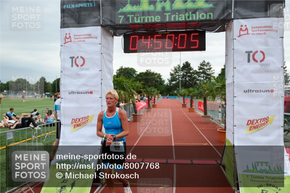 15.06.2025 - 7 Türme Triathlon Michael Strokosch http://msf.ph/oto/8007768 15.06.2025 14:50:05 Ziel 420 meine-sportfotos.de