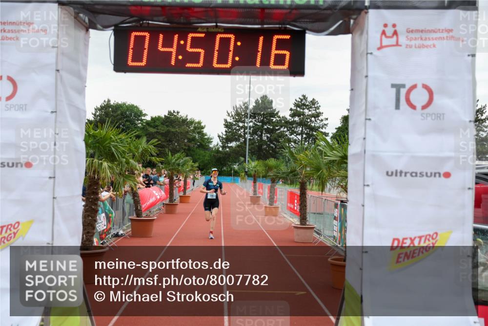 15.06.2025 - 7 Türme Triathlon Michael Strokosch http://msf.ph/oto/8007782 15.06.2025 14:50:15 Ziel 514 meine-sportfotos.de