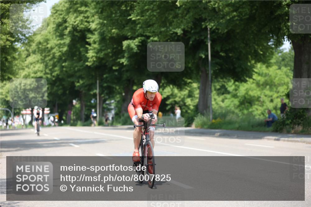15.06.2025 - 7 Türme Triathlon Yannick Fuchs http://msf.ph/oto/8007825 15.06.2025 12:40:57 Radfahren 201, 221, 254, 283, 465 meine-sportfotos.de