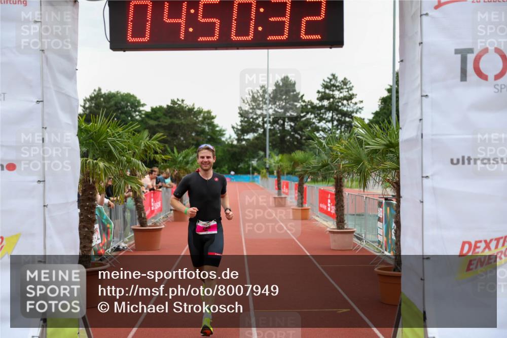 15.06.2025 - 7 Türme Triathlon Michael Strokosch http://msf.ph/oto/8007949 15.06.2025 14:50:32 Ziel 285 meine-sportfotos.de