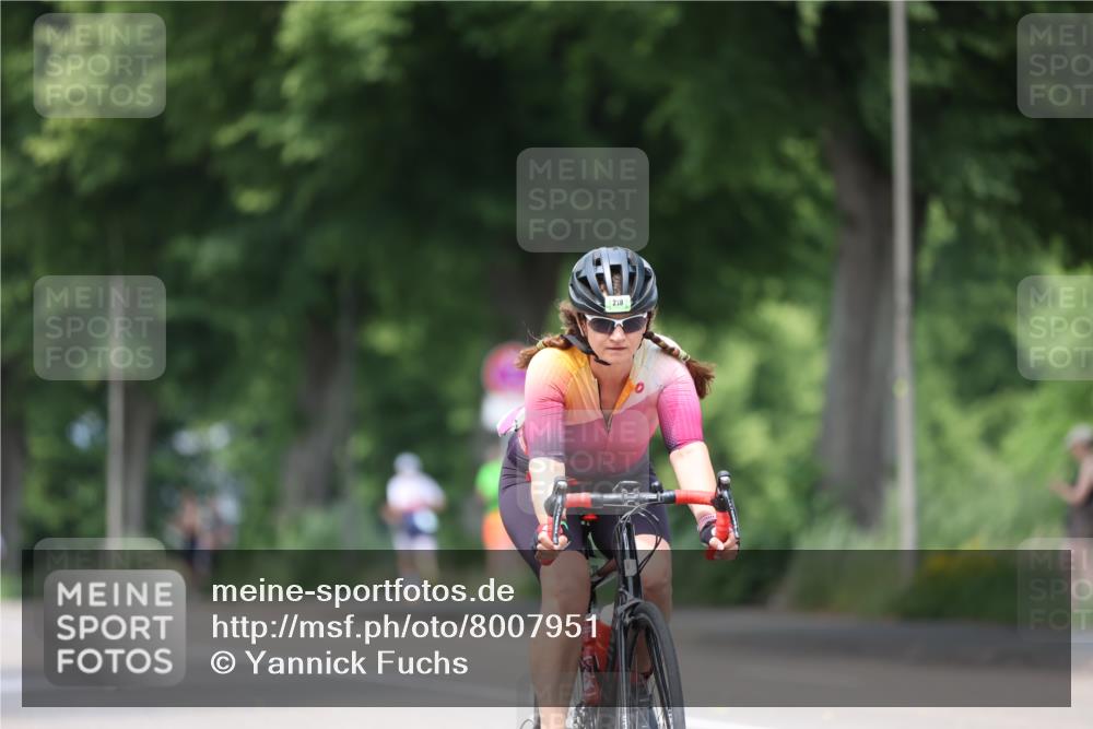 15.06.2025 - 7 Türme Triathlon Yannick Fuchs http://msf.ph/oto/8007951 15.06.2025 13:22:05 Radfahren 219, 588, 678, 835, 937, 1133 meine-sportfotos.de