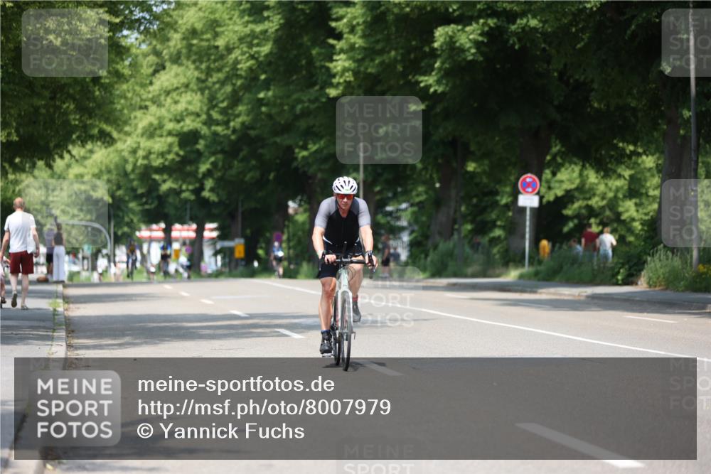 15.06.2025 - 7 Türme Triathlon Yannick Fuchs http://msf.ph/oto/8007979 15.06.2025 12:41:01 Radfahren 201, 221, 254, 283, 323 meine-sportfotos.de