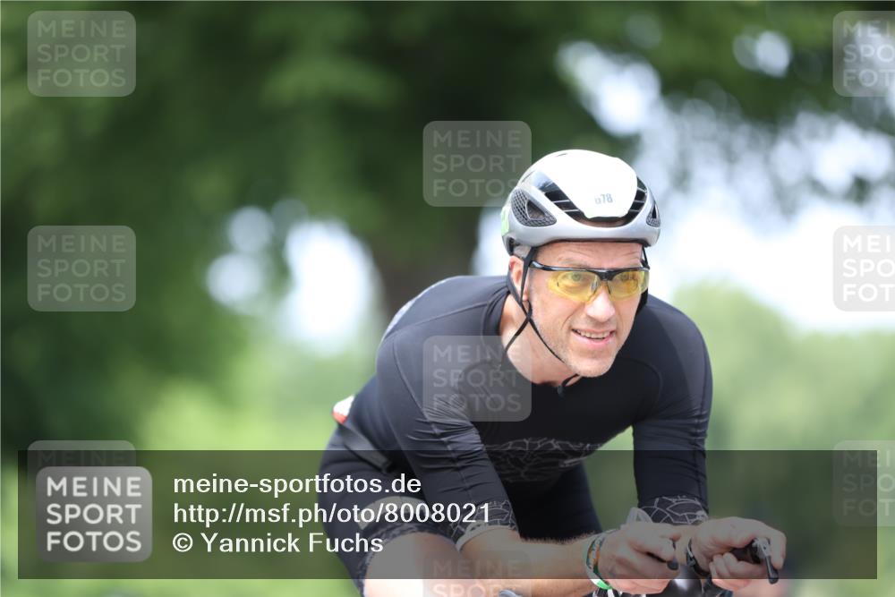 15.06.2025 - 7 Türme Triathlon Yannick Fuchs http://msf.ph/oto/8008021 15.06.2025 13:22:12 Radfahren 458, 678, 937, 983, 1133 meine-sportfotos.de