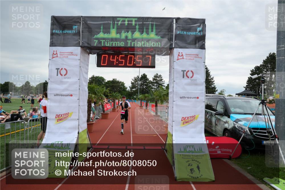 15.06.2025 - 7 Türme Triathlon Michael Strokosch http://msf.ph/oto/8008050 15.06.2025 14:50:56 Ziel 341 meine-sportfotos.de