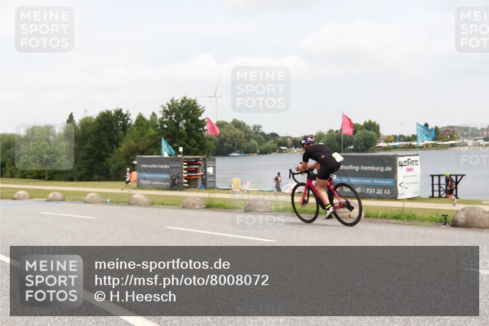 21.06.2025 - 27. Vierlanden-Triathlon H.Heesch http://msf.ph/oto/8008072 15.06.2025 12:13:37 Radfahren  meine-sportfotos.de