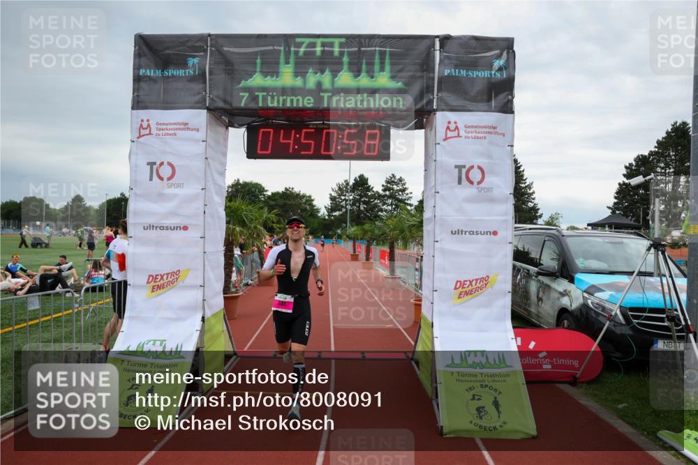 15.06.2025 - 7 Türme Triathlon Michael Strokosch http://msf.ph/oto/8008091 15.06.2025 14:50:57 Ziel 341 meine-sportfotos.de