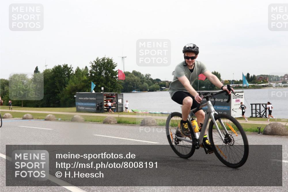 15.06.2025 - 27. Vierlanden-Triathlon H.Heesch http://msf.ph/oto/8008191 15.06.2025 10:46:57 Radfahren 315, 325, 364, 455 meine-sportfotos.de