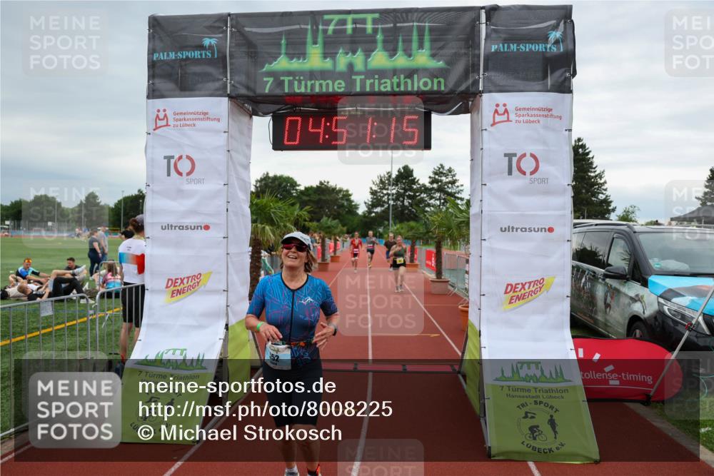 15.06.2025 - 7 Türme Triathlon Michael Strokosch http://msf.ph/oto/8008225 15.06.2025 14:51:15 Ziel 244, 254, 552, 856 meine-sportfotos.de