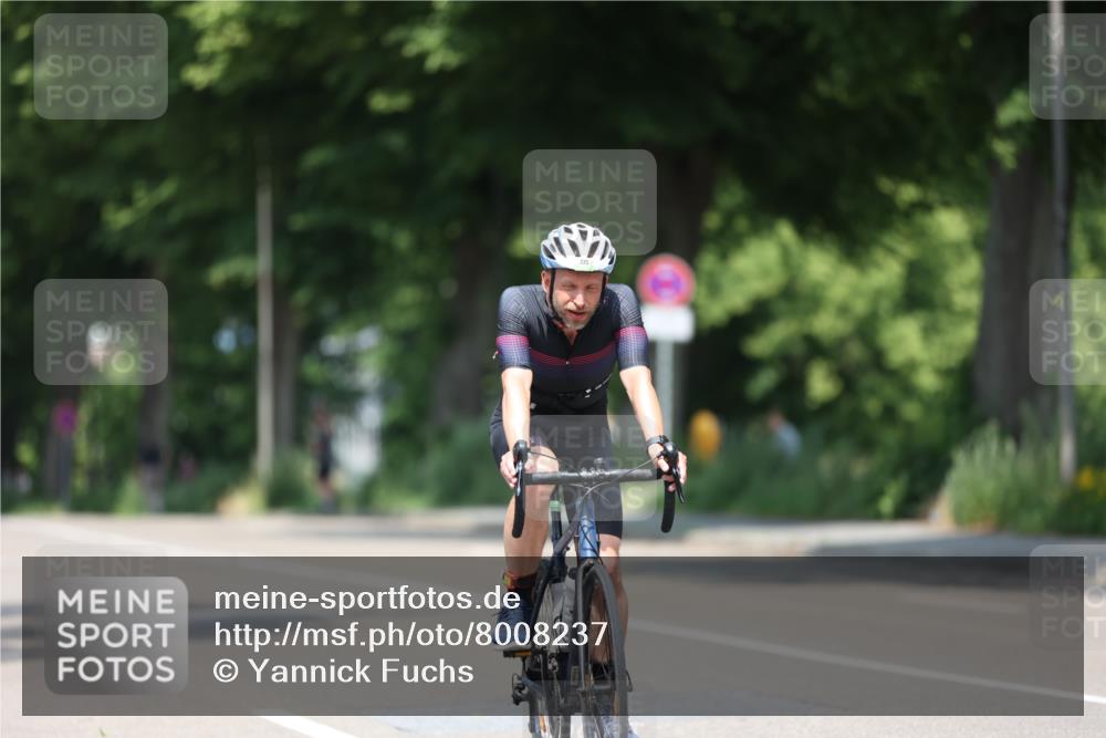 15.06.2025 - 7 Türme Triathlon Yannick Fuchs http://msf.ph/oto/8008237 15.06.2025 12:41:44 Radfahren 223, 455, 475 meine-sportfotos.de