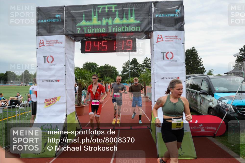 15.06.2025 - 7 Türme Triathlon Michael Strokosch http://msf.ph/oto/8008370 15.06.2025 14:51:19 Ziel 244, 254, 552, 856 meine-sportfotos.de